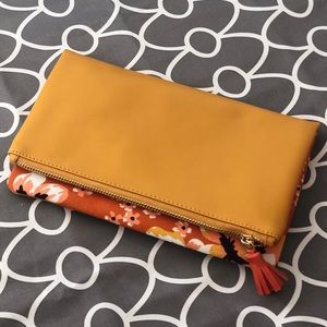 Adorable floral print clutch